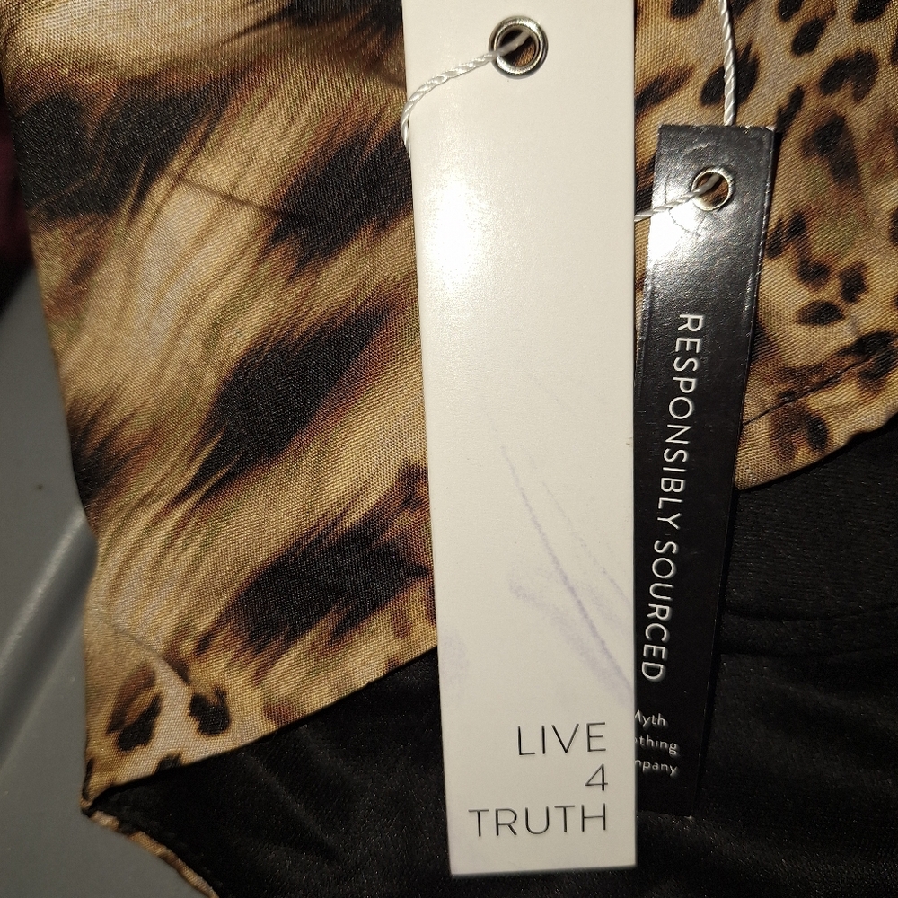 Live For Truth Festival Top - Picture 3 of 3